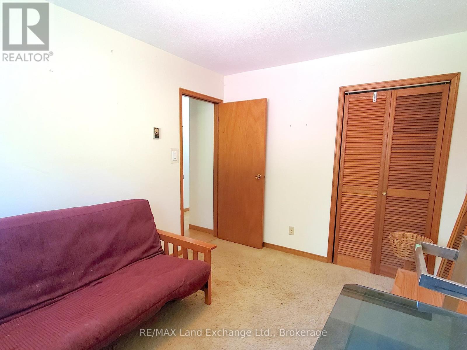 434 Clarendon Street, Saugeen Shores, Ontario  N0H 2L0 - Photo 16 - X12445360