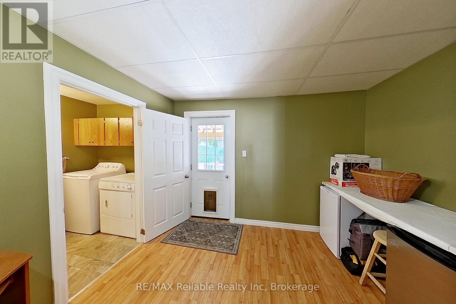 91 King Street, Bluewater (Hensall), Ontario  N0M 1X0 - Photo 11 - X12445371