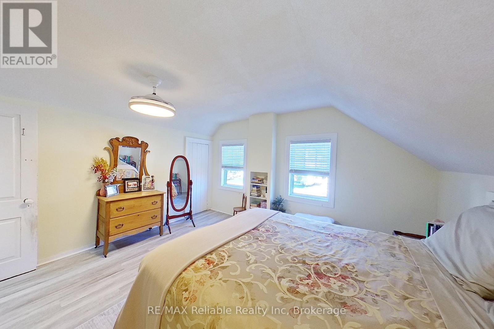 91 King Street, Bluewater (Hensall), Ontario  N0M 1X0 - Photo 36 - X12445371