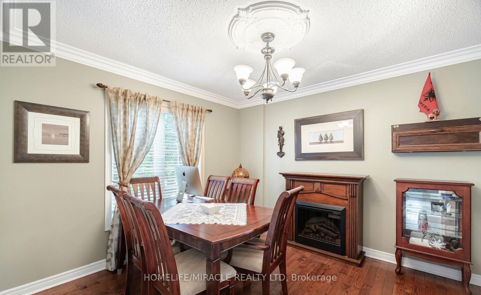 129 Van Scott Drive, Brampton, Ontario  L7A 2C7 - Photo 12 - W12445322
