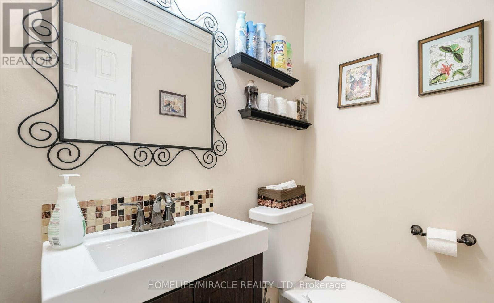 129 Van Scott Drive, Brampton, Ontario  L7A 2C7 - Photo 19 - W12445322