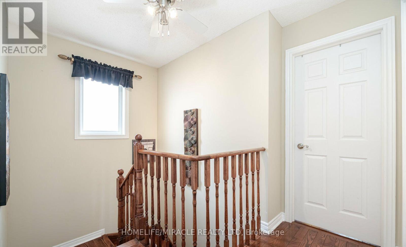 129 Van Scott Drive, Brampton, Ontario  L7A 2C7 - Photo 22 - W12445322