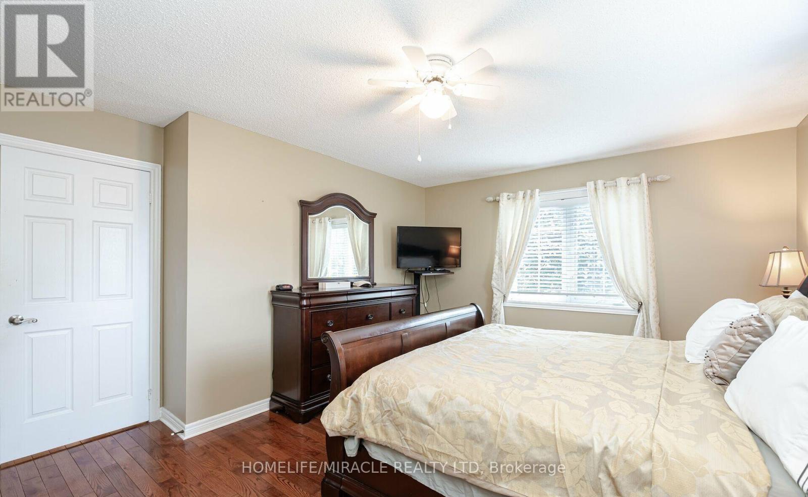 129 Van Scott Drive, Brampton, Ontario  L7A 2C7 - Photo 23 - W12445322