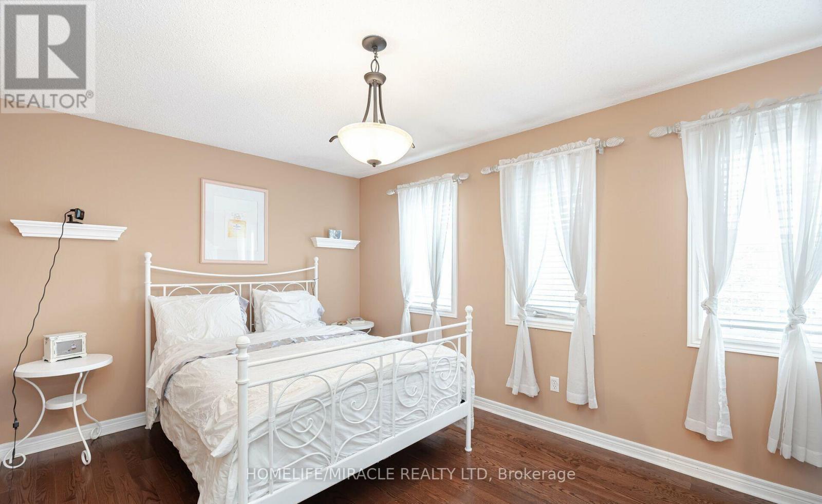 129 Van Scott Drive, Brampton, Ontario  L7A 2C7 - Photo 29 - W12445322