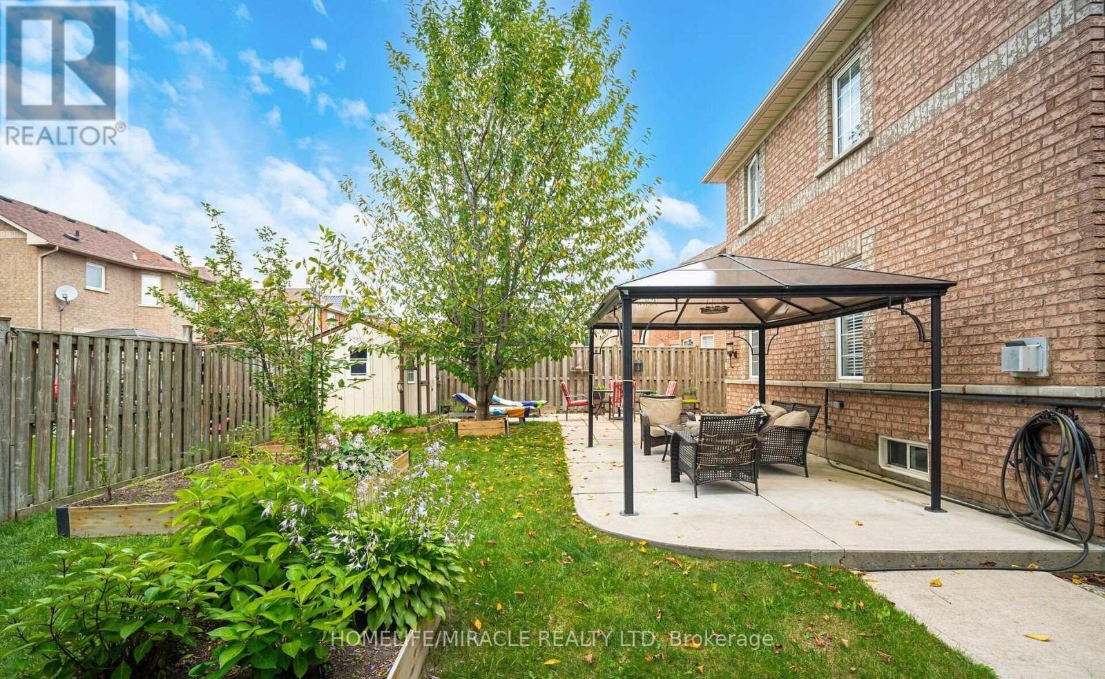 129 Van Scott Drive, Brampton, Ontario  L7A 2C7 - Photo 38 - W12445322