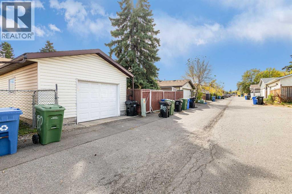 211 Abalone Place Ne, Calgary, Alberta  T2A 6S2 - Photo 37 - A2261773