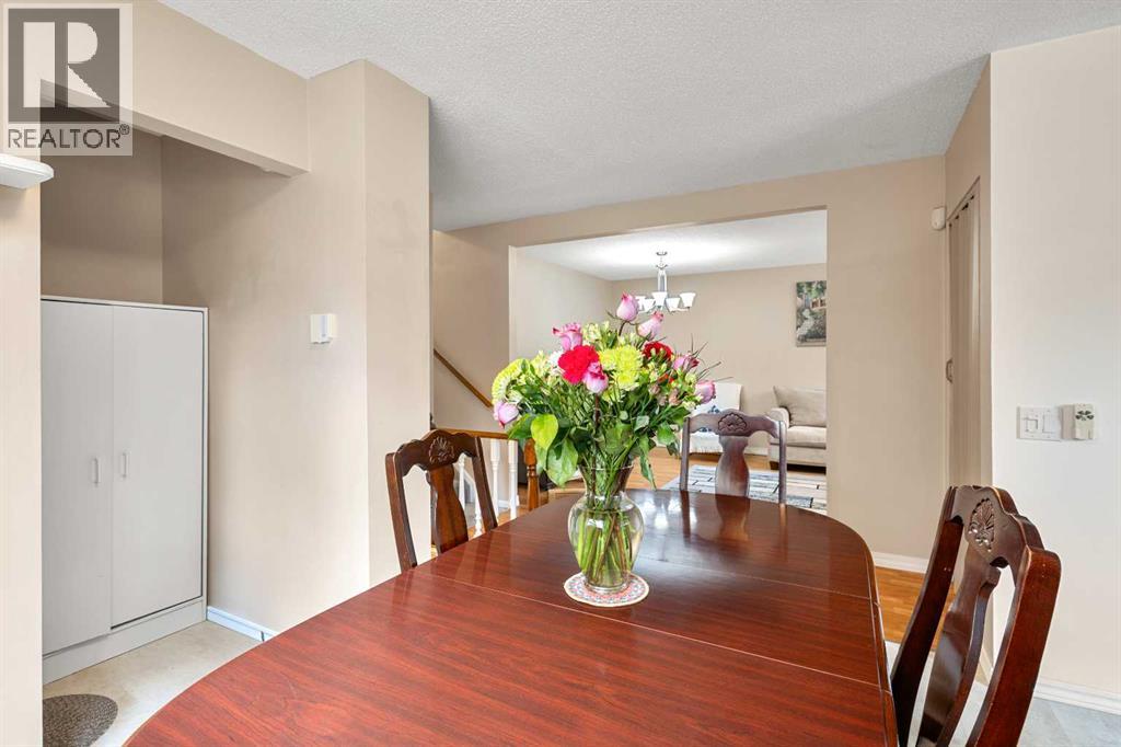 211 Abalone Place Ne, Calgary, Alberta  T2A 6S2 - Photo 11 - A2261773