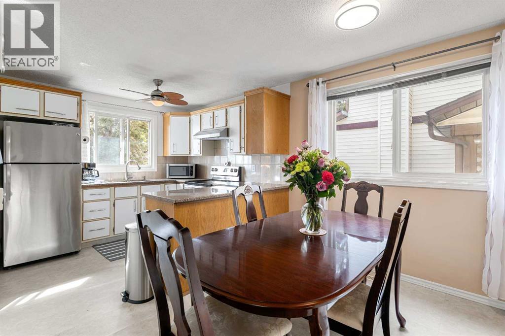 211 Abalone Place Ne, Calgary, Alberta  T2A 6S2 - Photo 9 - A2261773