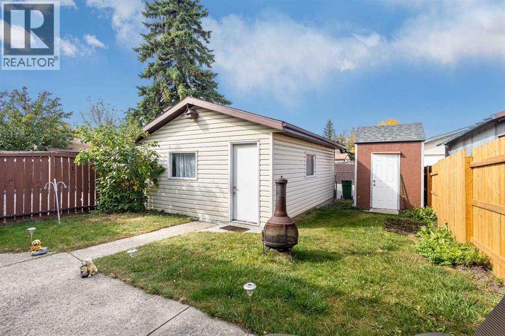 211 Abalone Place Ne, Calgary, Alberta  T2A 6S2 - Photo 32 - A2261773