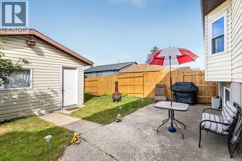 211 Abalone Place Ne, Calgary, Alberta  T2A 6S2 - Photo 33 - A2261773