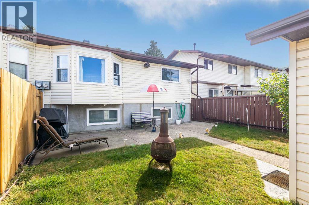 211 Abalone Place Ne, Calgary, Alberta  T2A 6S2 - Photo 36 - A2261773