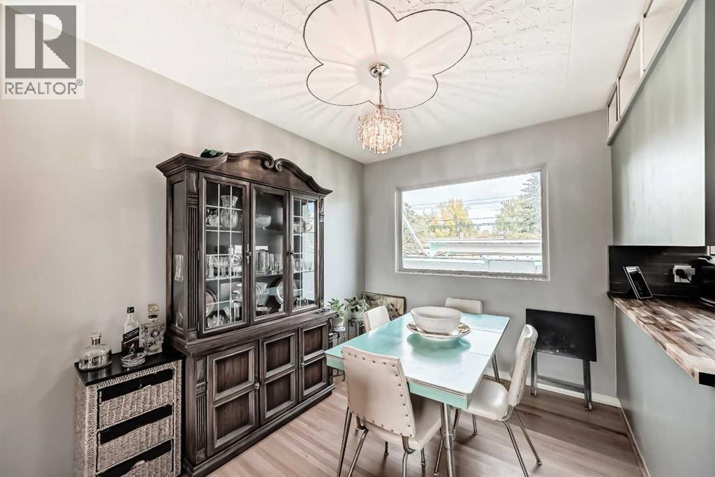 126 Springwood Drive Sw, Calgary, Alberta  T2W 0K5 - Photo 18 - A2261893