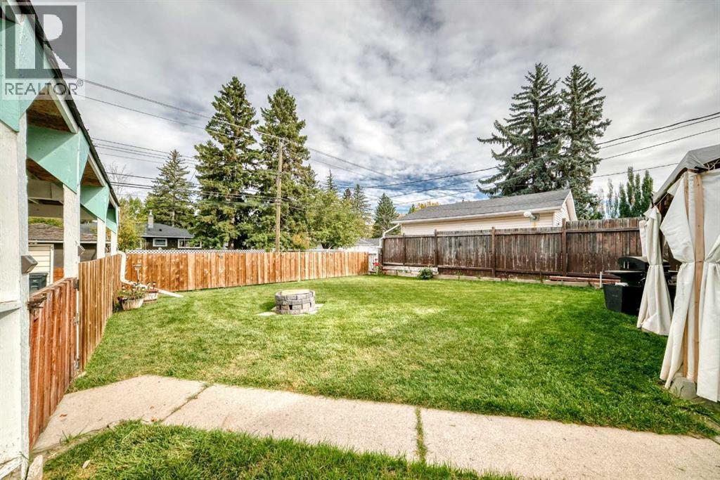 126 Springwood Drive Sw, Calgary, Alberta  T2W 0K5 - Photo 37 - A2261893