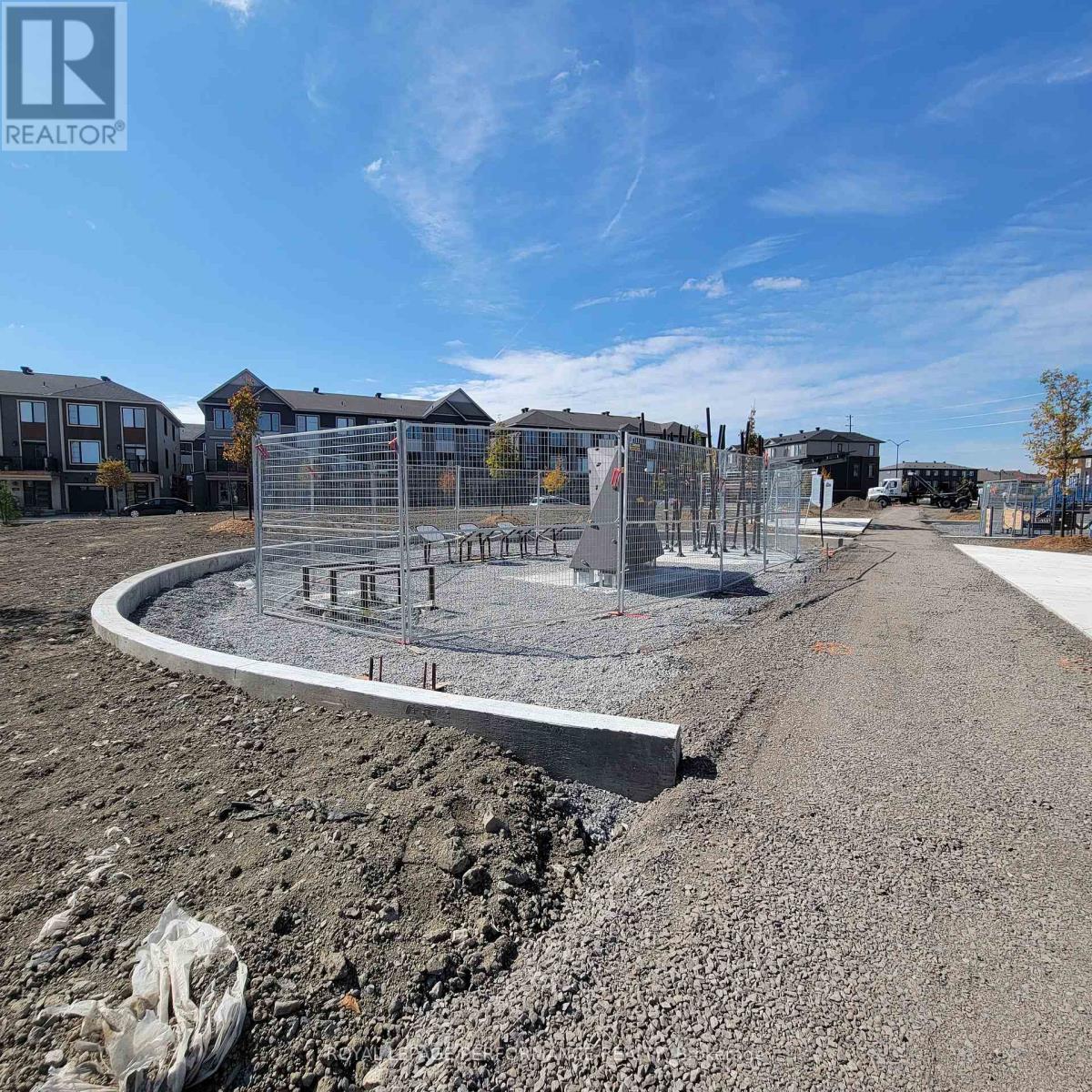 801 Arcadian Private, Ottawa, Ontario  K2T 0S8 - Photo 20 - X12445344