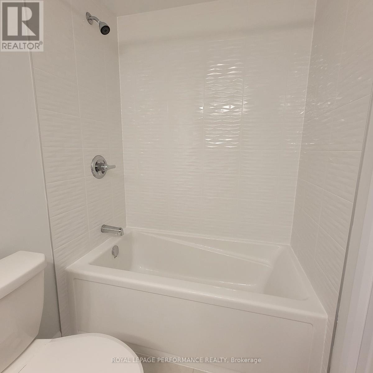 807 Arcadian Private, Ottawa, Ontario  K2T 0R8 - Photo 11 - X12445346