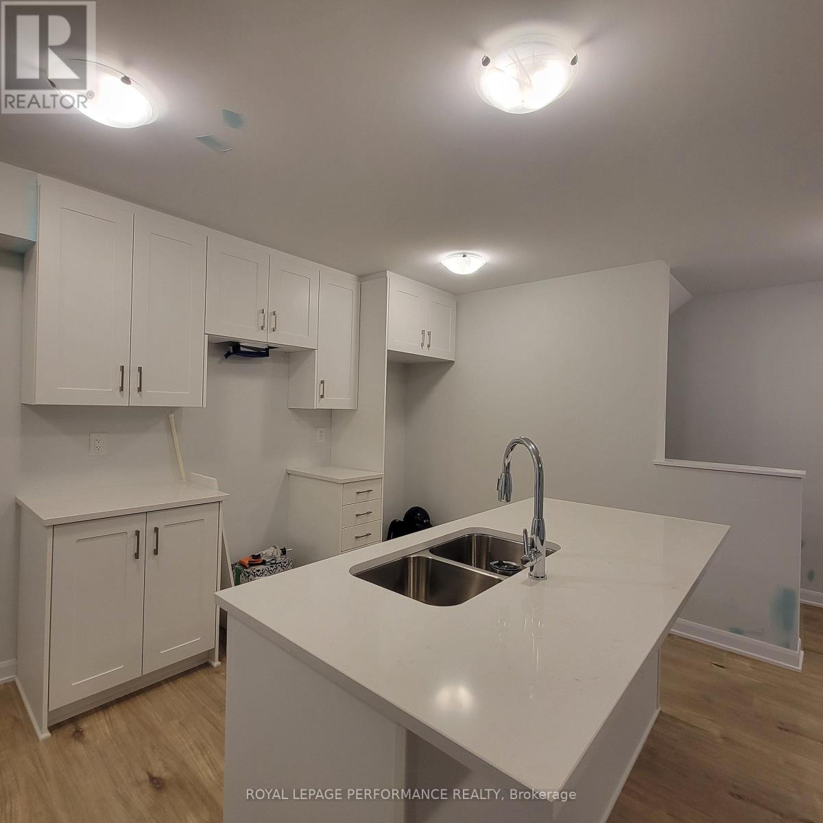 807 Arcadian Private, Ottawa, Ontario  K2T 0R8 - Photo 3 - X12445346