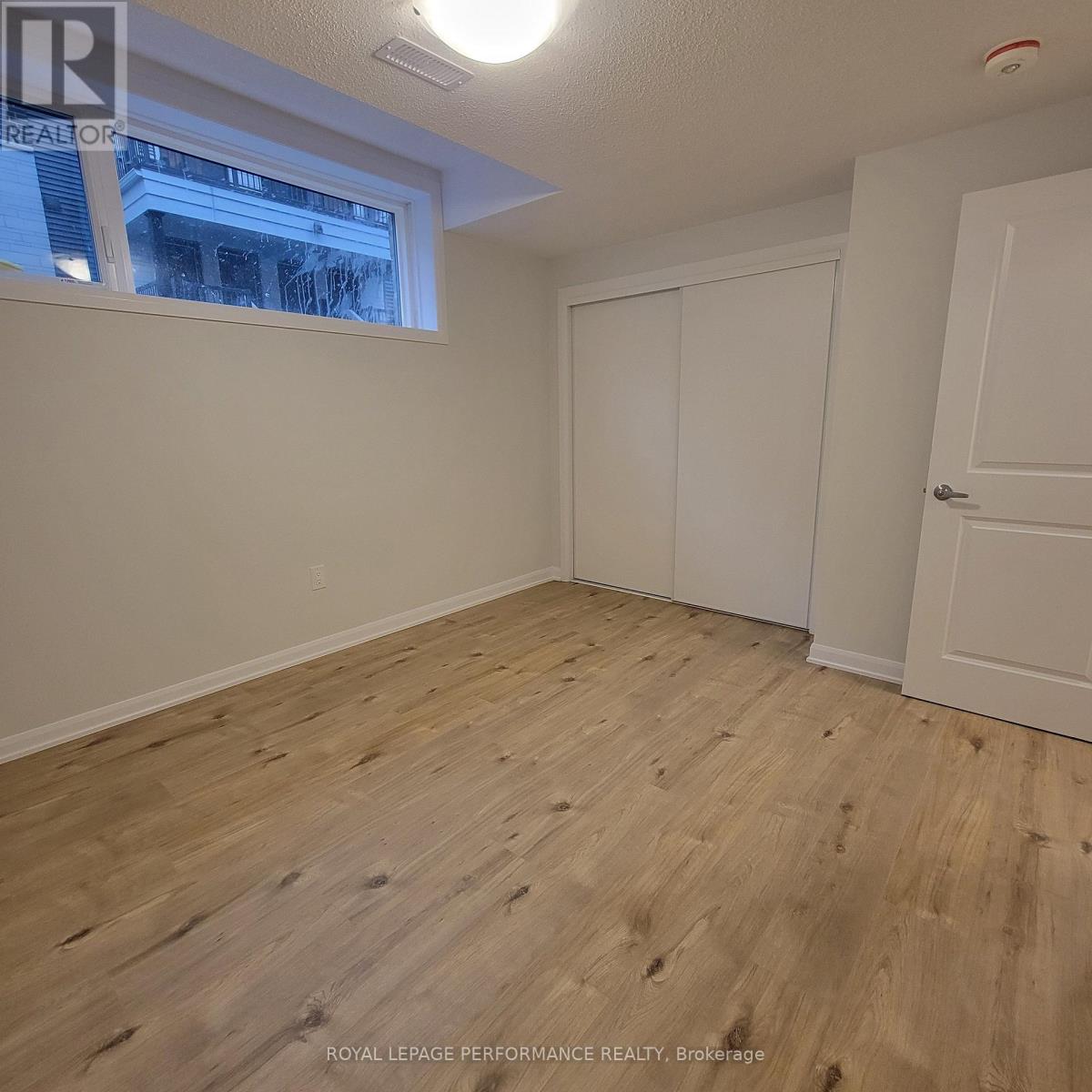 807 Arcadian Private, Ottawa, Ontario  K2T 0R8 - Photo 9 - X12445346