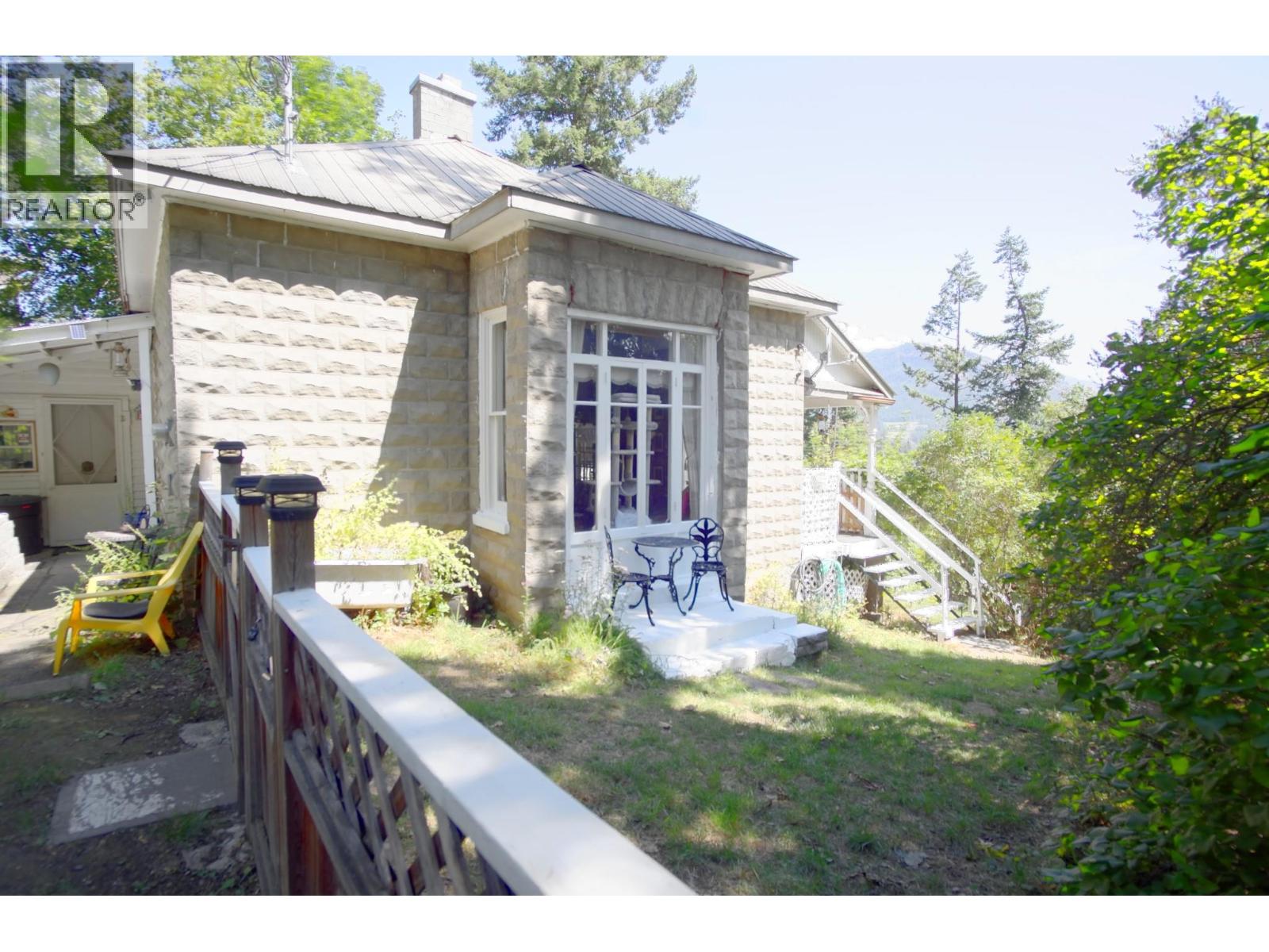 117 Cliffview Drive, Enderby, British Columbia