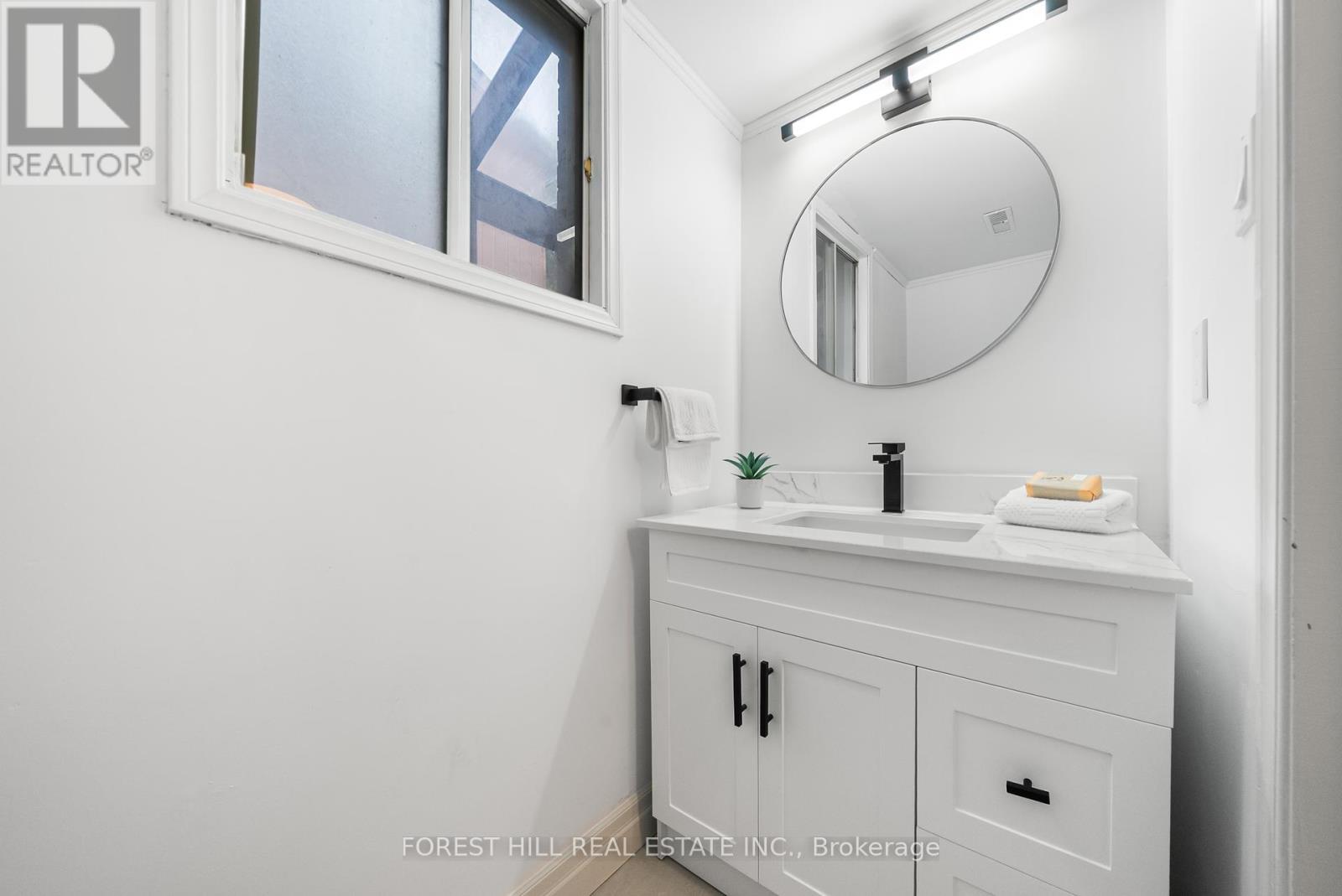 3 Saunders Lane, Markham, Ontario  L3T 5K3 - Photo 33 - N12434766