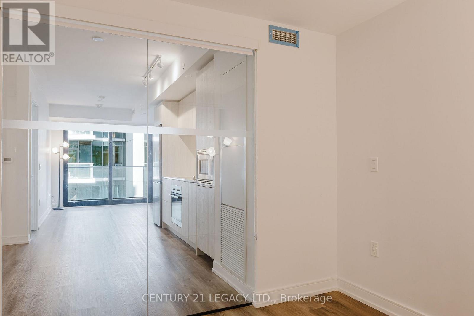 1012 - 1 Jarvis Street, Hamilton, Ontario  L8R 3J2 - Photo 11 - X12382483