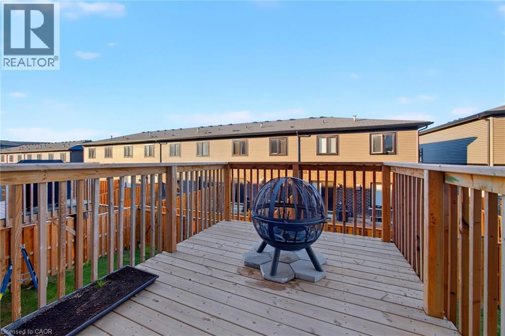 47 Bensley Lane Lane, Hamilton, Ontario  L9C 0E7 - Photo 14 - 40776476