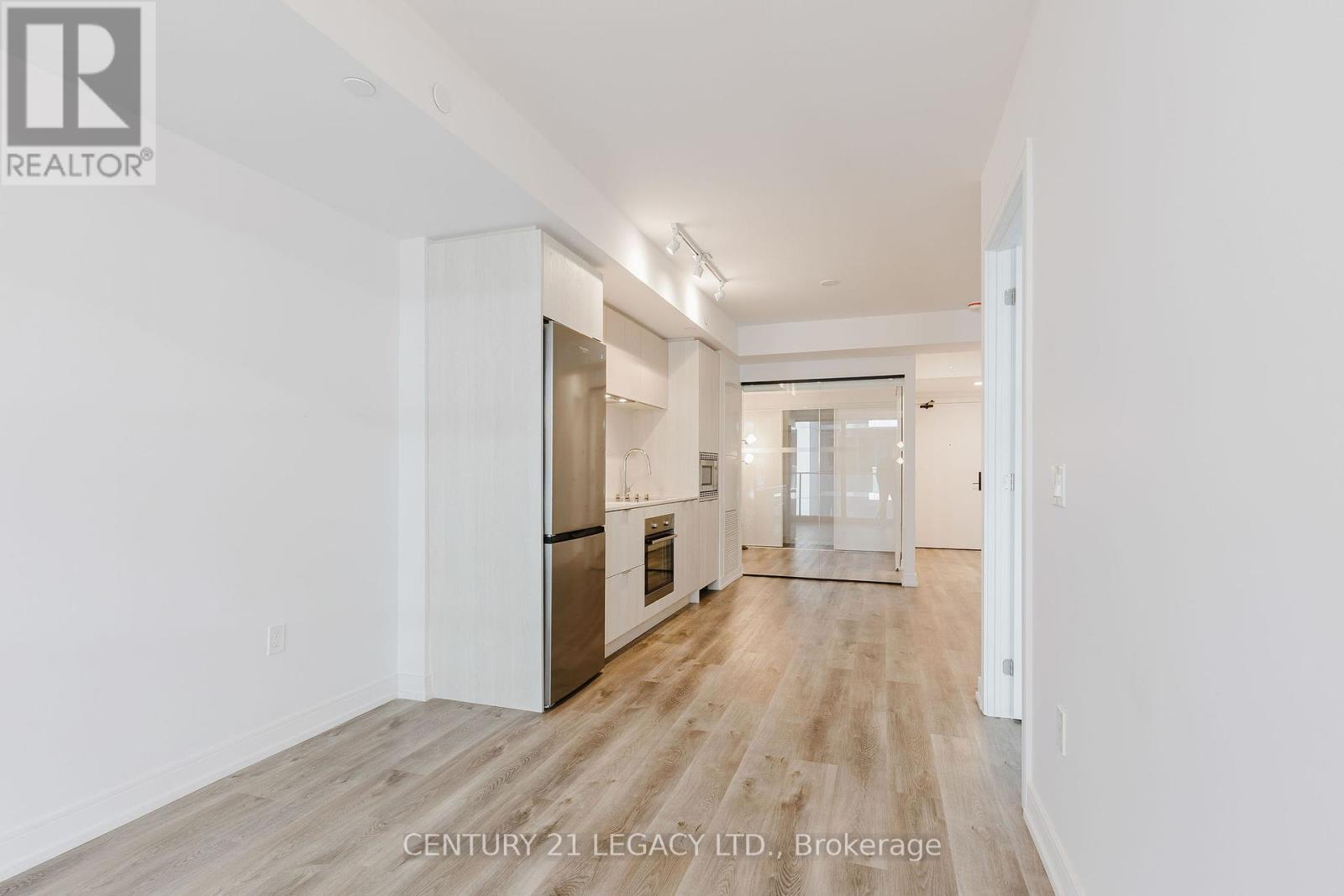 1012 - 1 Jarvis Street, Hamilton, Ontario  L8R 3J2 - Photo 6 - X12382483