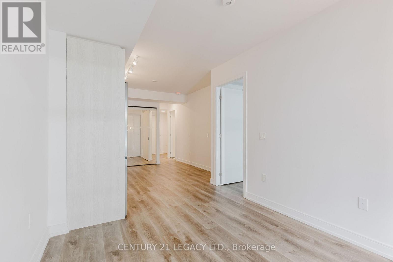 1012 - 1 Jarvis Street, Hamilton, Ontario  L8R 3J2 - Photo 7 - X12382483