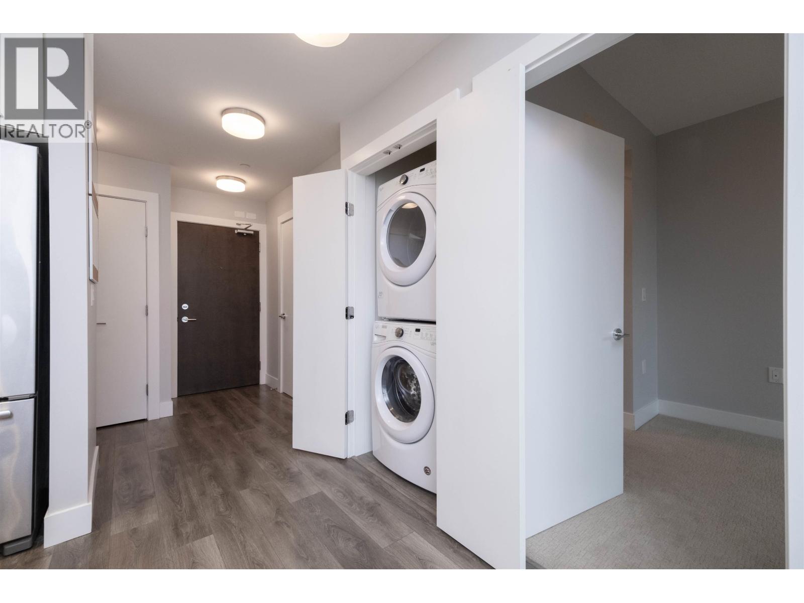 501 3488 Sawmill Crescent, Vancouver, British Columbia  V5S 0C7 - Photo 11 - R3055362