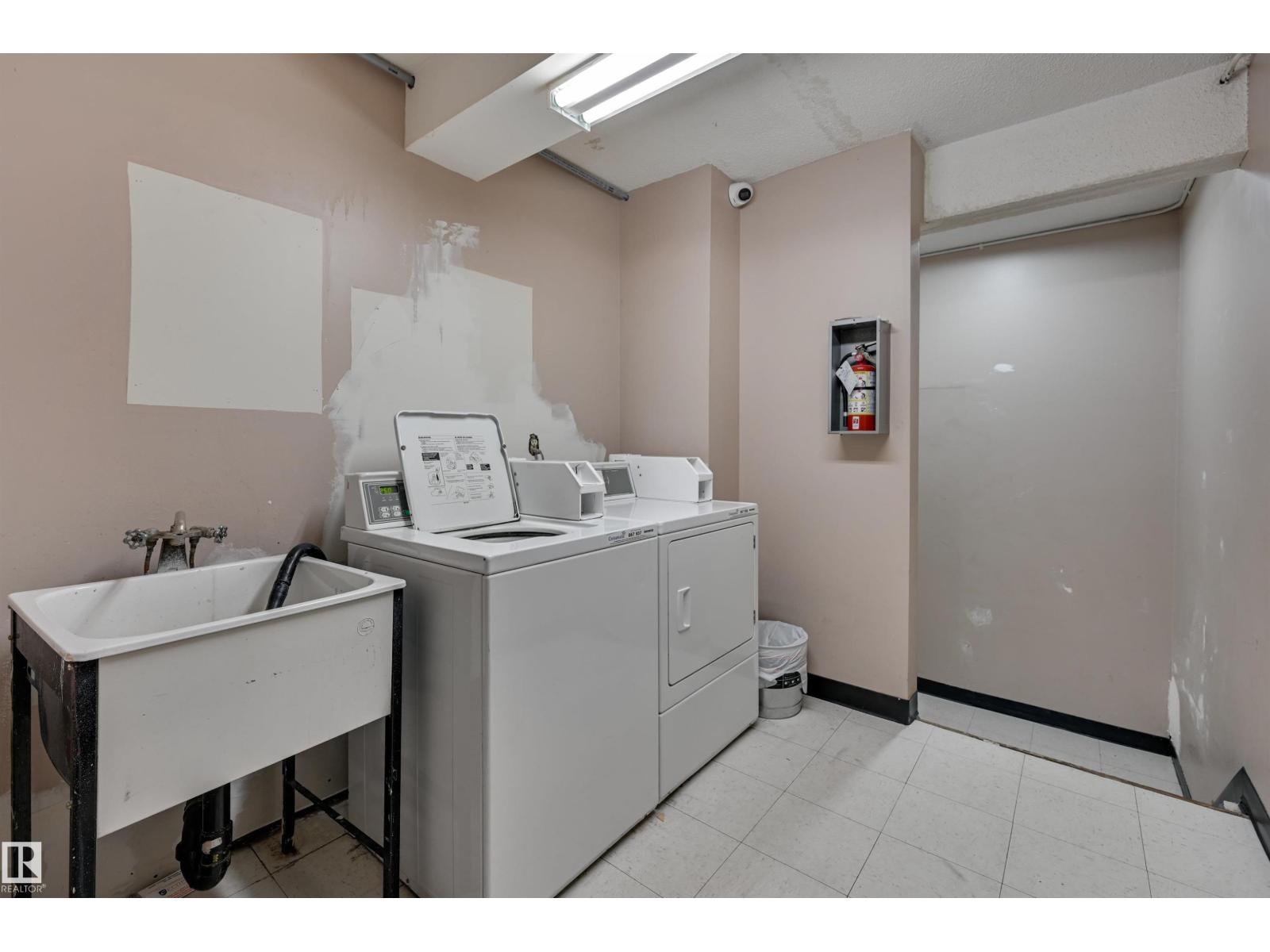 10116 154 St Nw, Edmonton, Alberta  T5P 2H3 - Photo 11 - E4460898
