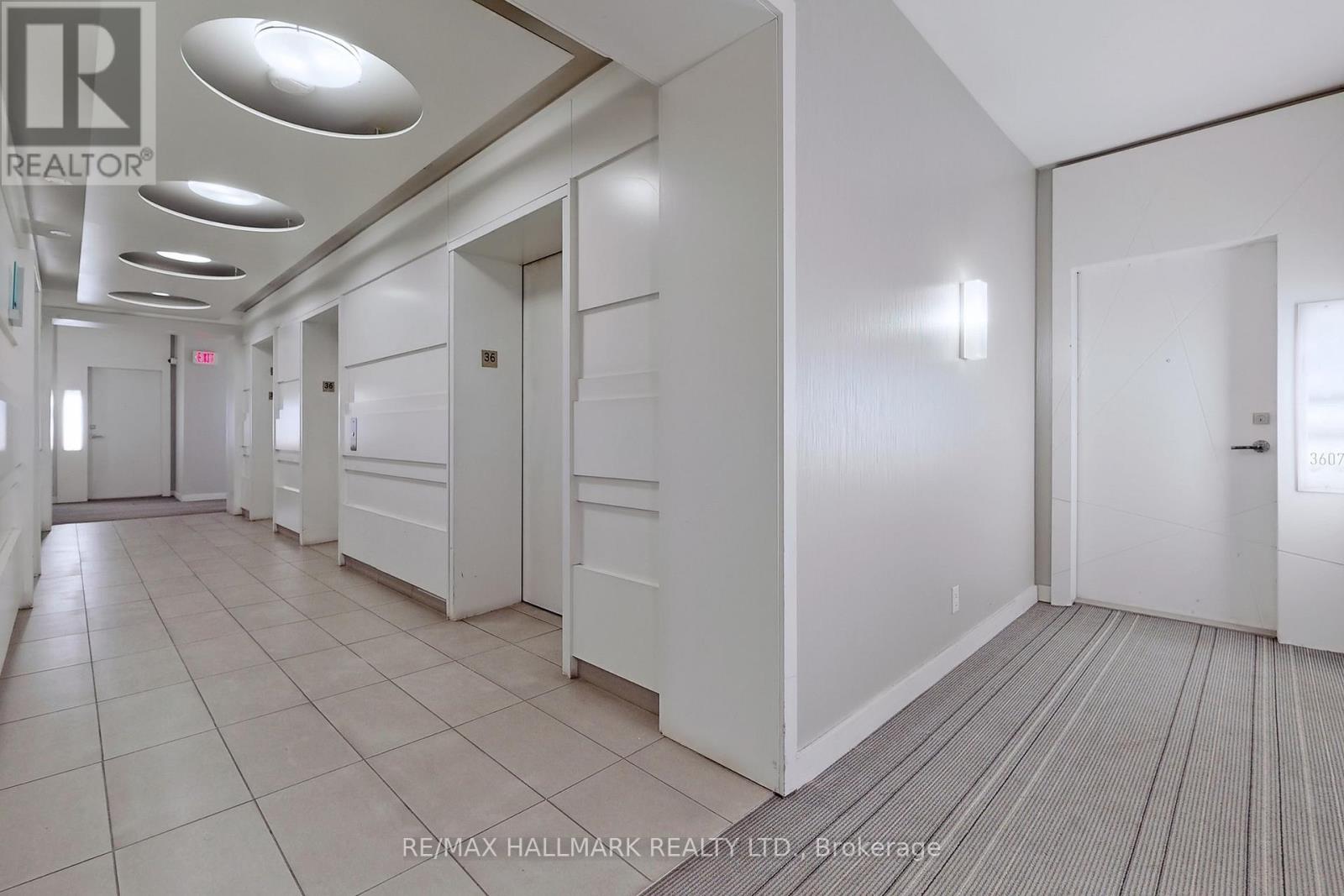 3610 - 14 York Street, Toronto (Waterfront Communities), Ontario  M5J 2Z2 - Photo 10 - C12445354