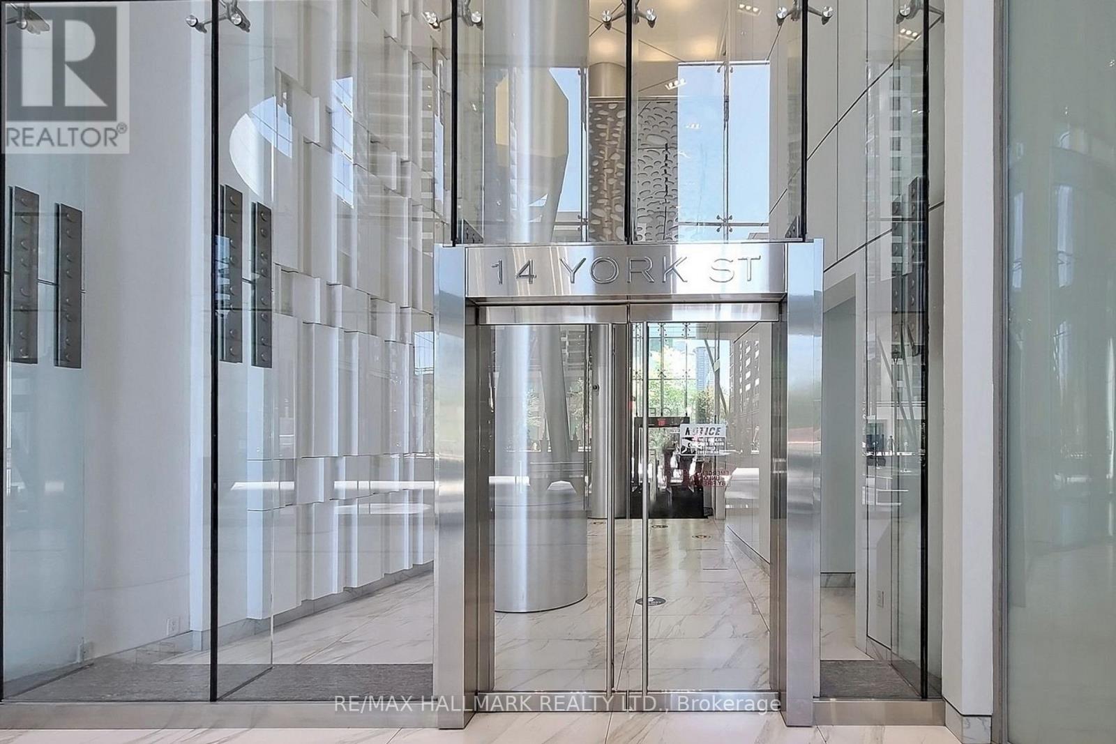 3610 - 14 York Street, Toronto (Waterfront Communities), Ontario  M5J 2Z2 - Photo 21 - C12445354