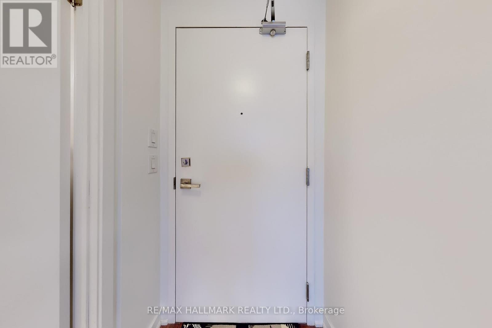 3610 - 14 York Street, Toronto (Waterfront Communities), Ontario  M5J 2Z2 - Photo 8 - C12445354