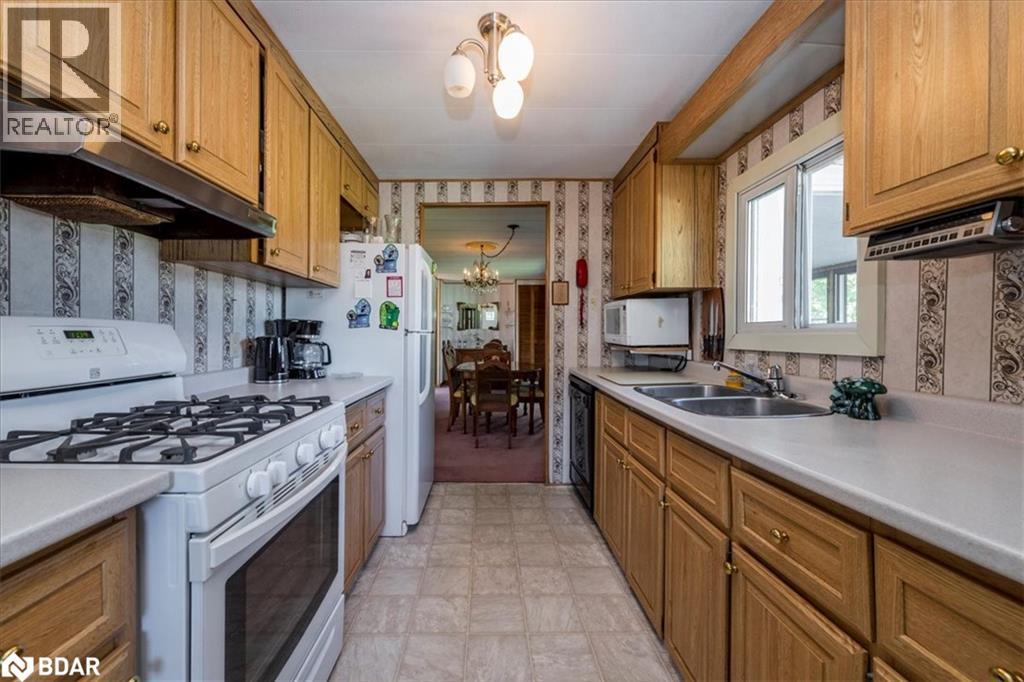 10 Mimosa Crescent, Innisfil, Ontario  L9S 1P9 - Photo 11 - 40776462