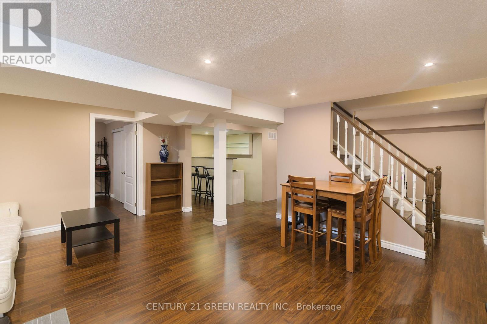 8 Lampman Drive, Toronto (Morningside), Ontario  M1E 5L1 - Photo 22 - E12445340
