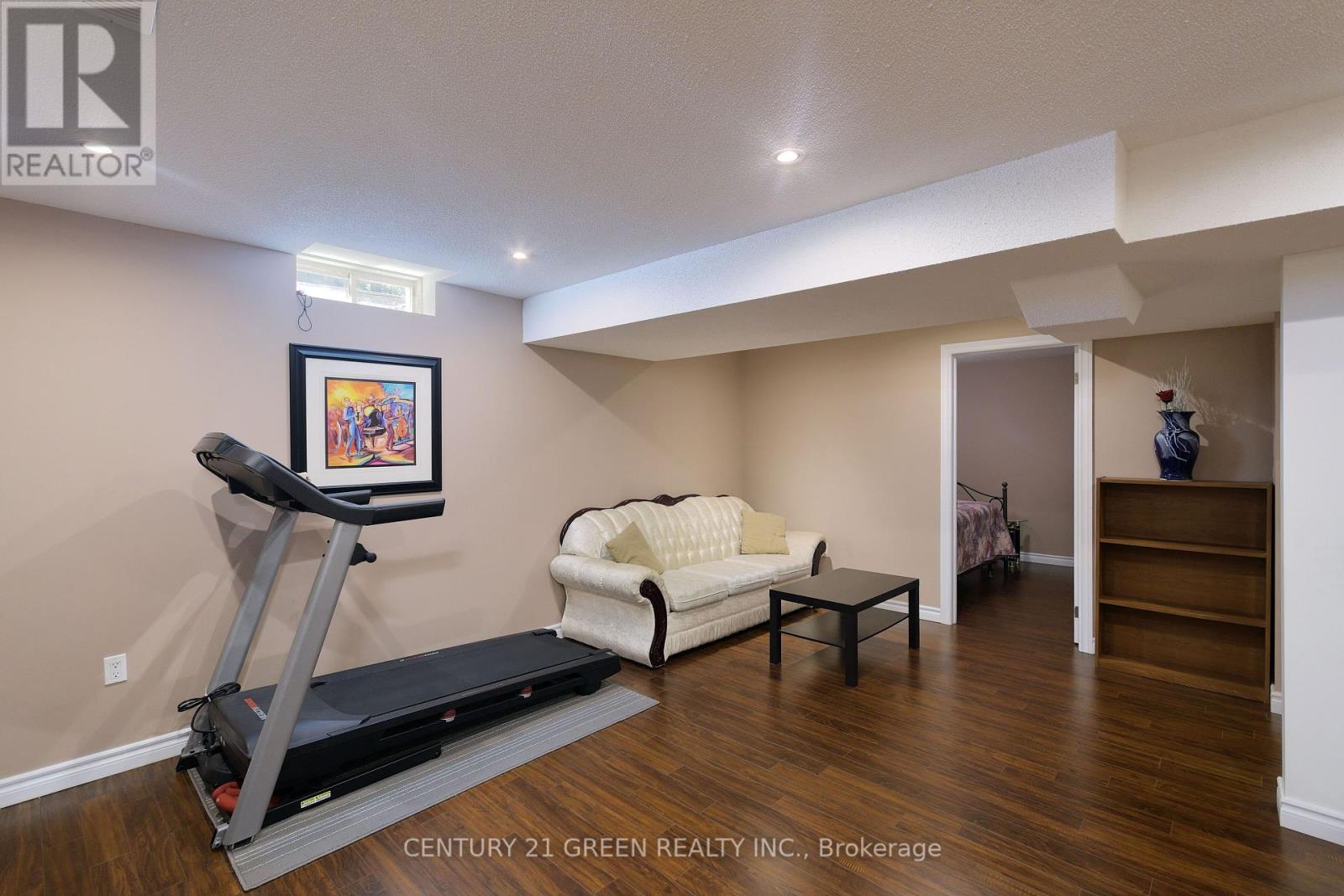 8 Lampman Drive, Toronto (Morningside), Ontario  M1E 5L1 - Photo 24 - E12445340