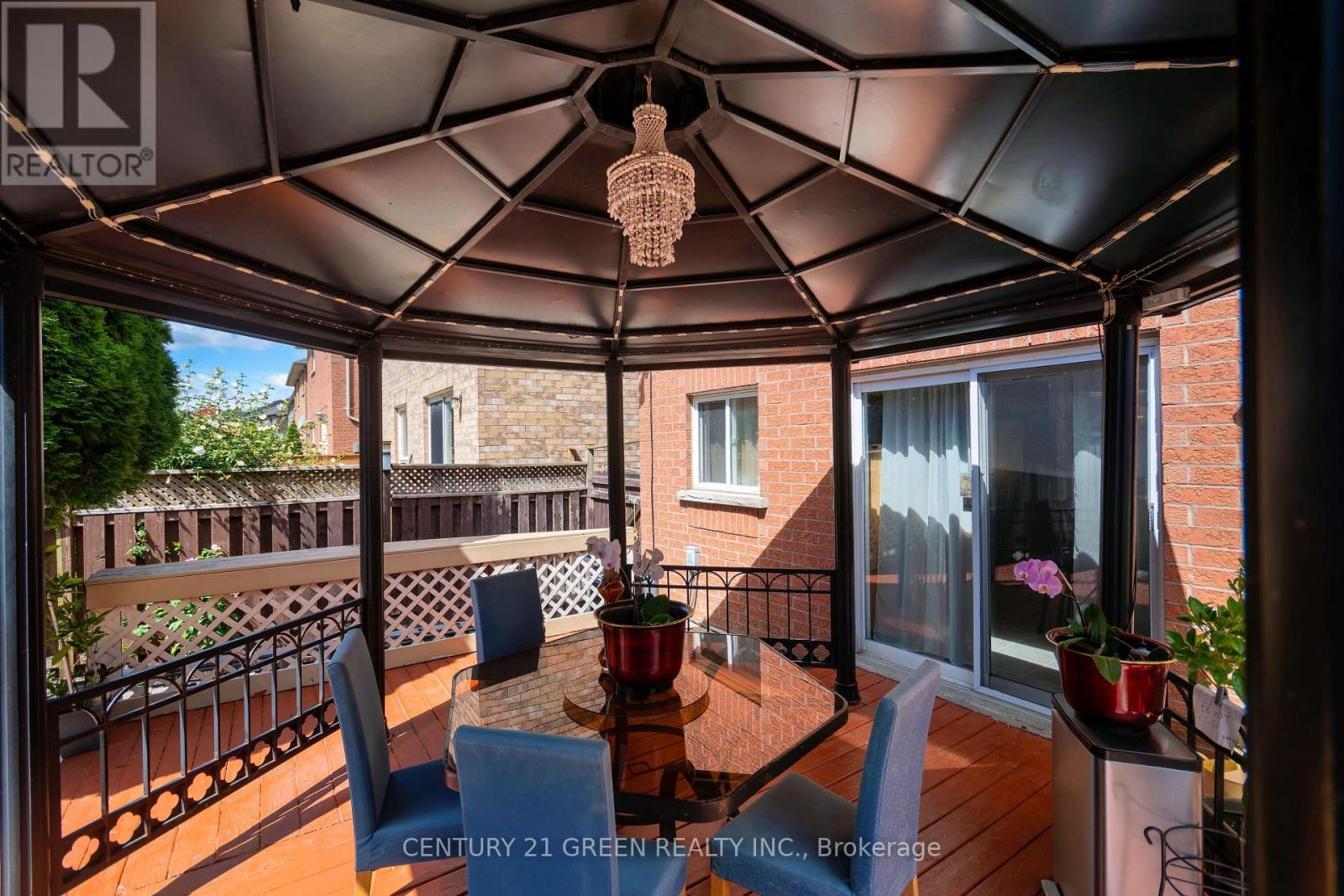 8 Lampman Drive, Toronto (Morningside), Ontario  M1E 5L1 - Photo 30 - E12445340