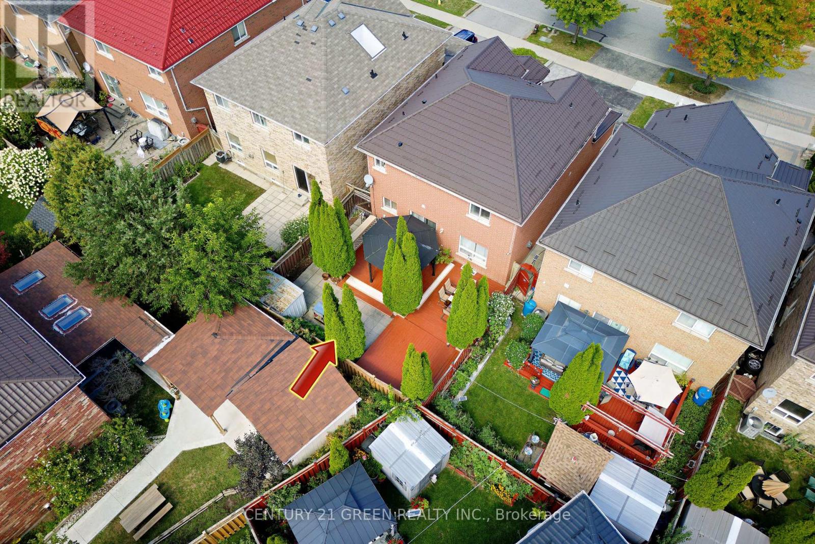 8 Lampman Drive, Toronto (Morningside), Ontario  M1E 5L1 - Photo 6 - E12445340
