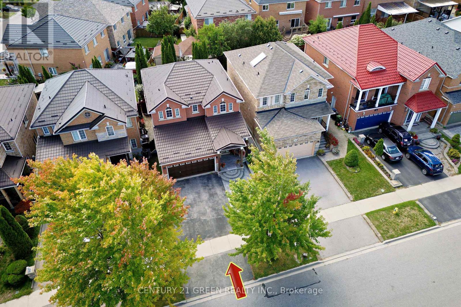 8 Lampman Drive, Toronto (Morningside), Ontario  M1E 5L1 - Photo 7 - E12445340