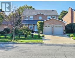 9 LONGWATER CHASE, Markham, Ontario