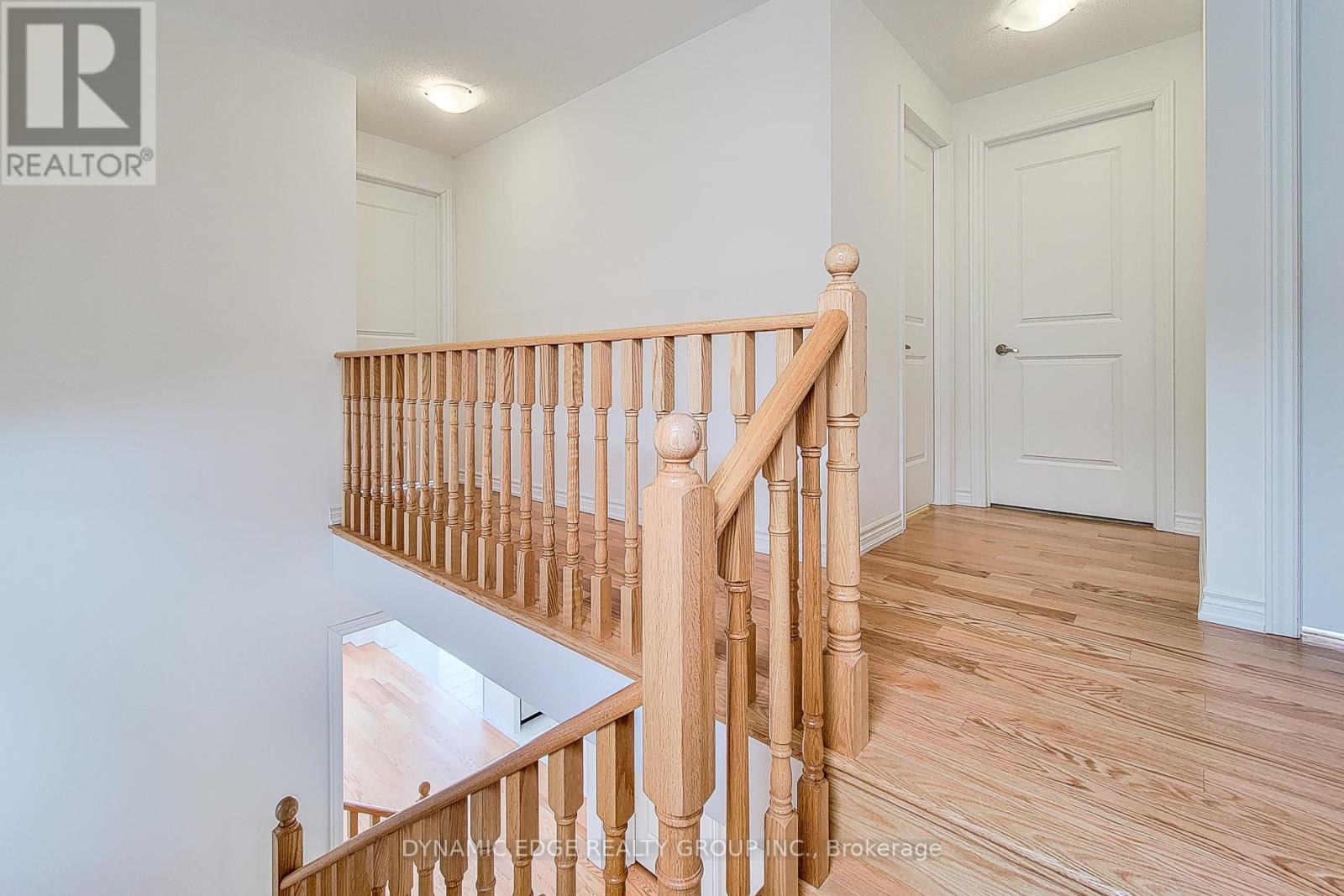 139 Henshaw Drive, Erin, Ontario  N0B 1T0 - Photo 19 - X12445281