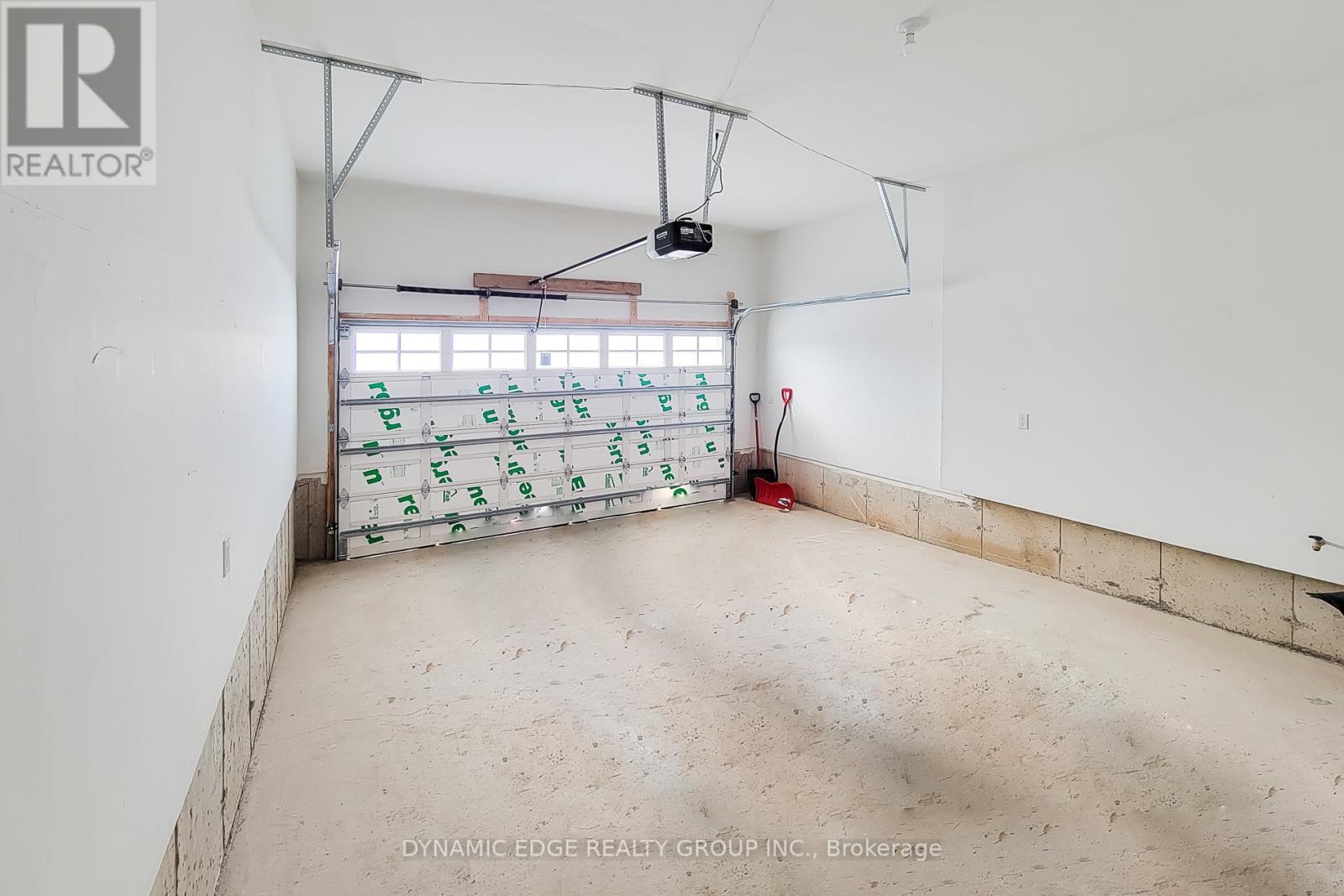 139 Henshaw Drive, Erin, Ontario  N0B 1T0 - Photo 41 - X12445281