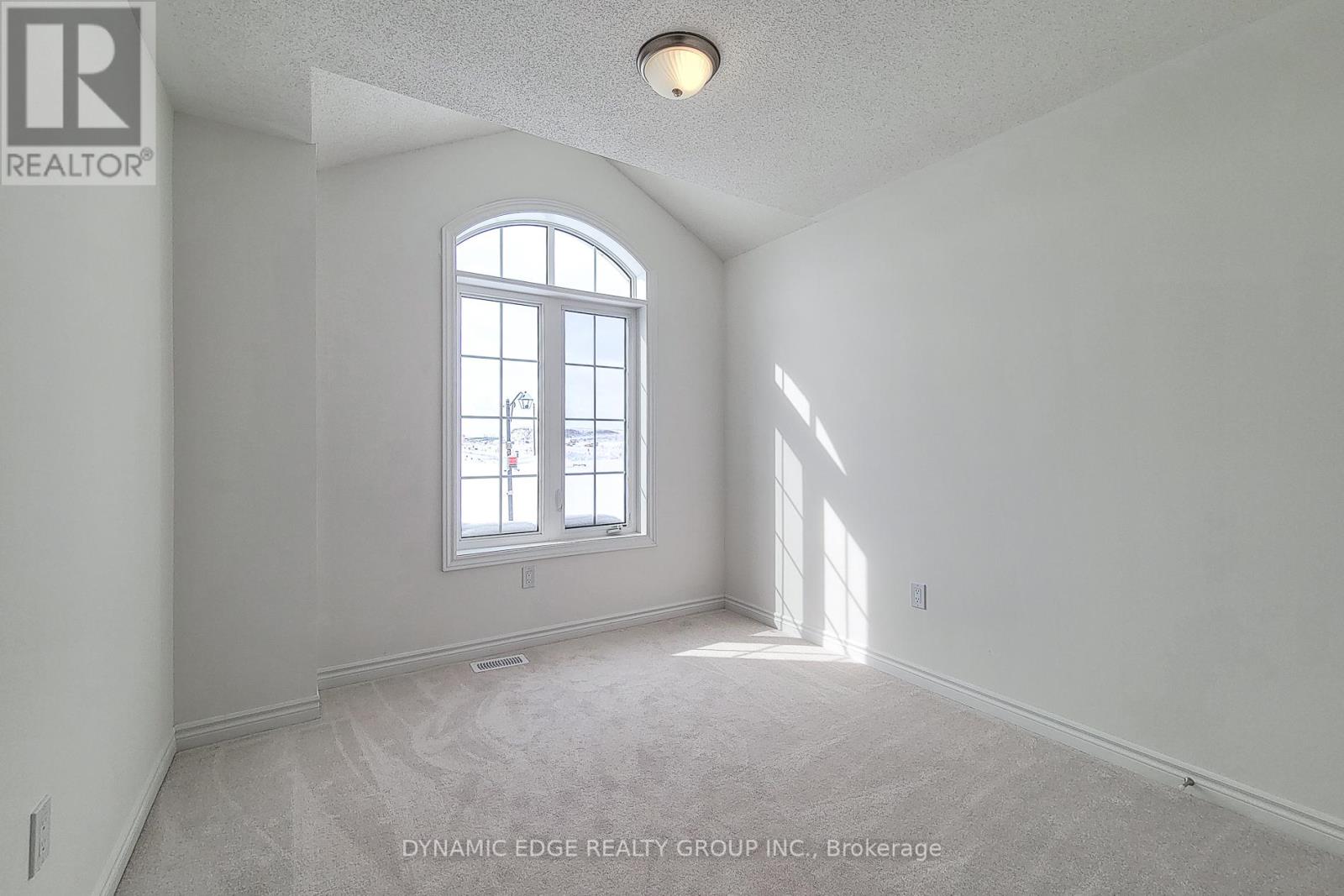 139 Henshaw Drive, Erin, Ontario  N0B 1T0 - Photo 31 - X12445281