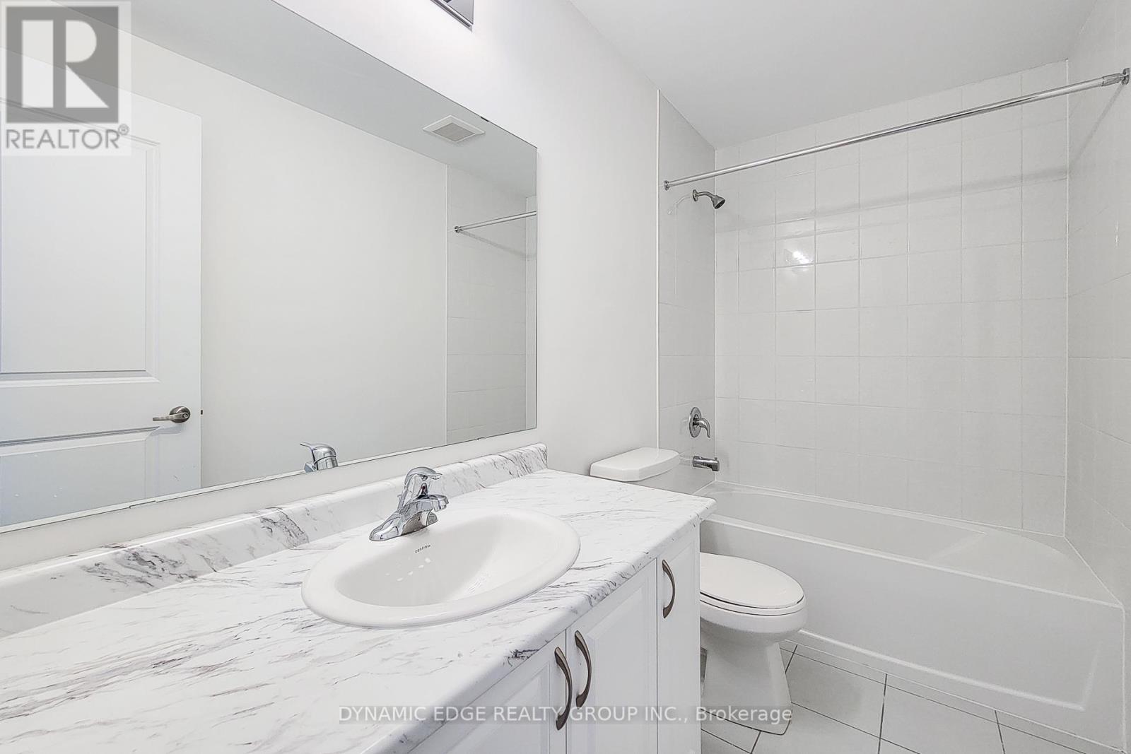 139 Henshaw Drive, Erin, Ontario  N0B 1T0 - Photo 37 - X12445281