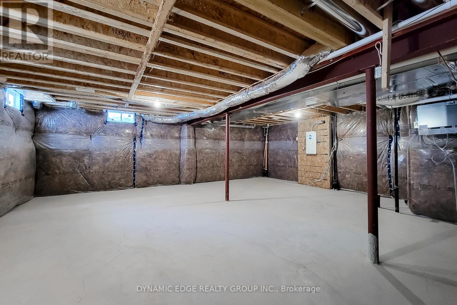 139 Henshaw Drive, Erin, Ontario  N0B 1T0 - Photo 40 - X12445281