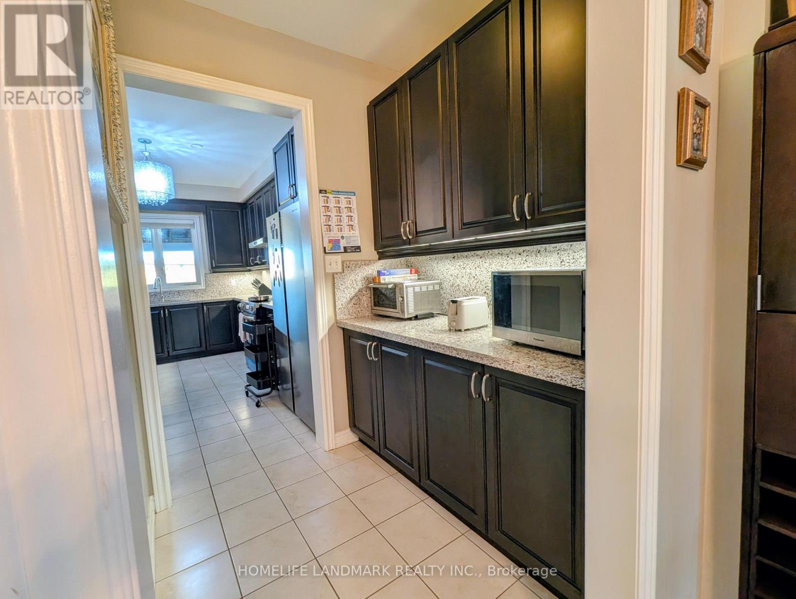 75 Pointon Street, Aurora, Ontario  L4G 0J9 - Photo 12 - N12445345