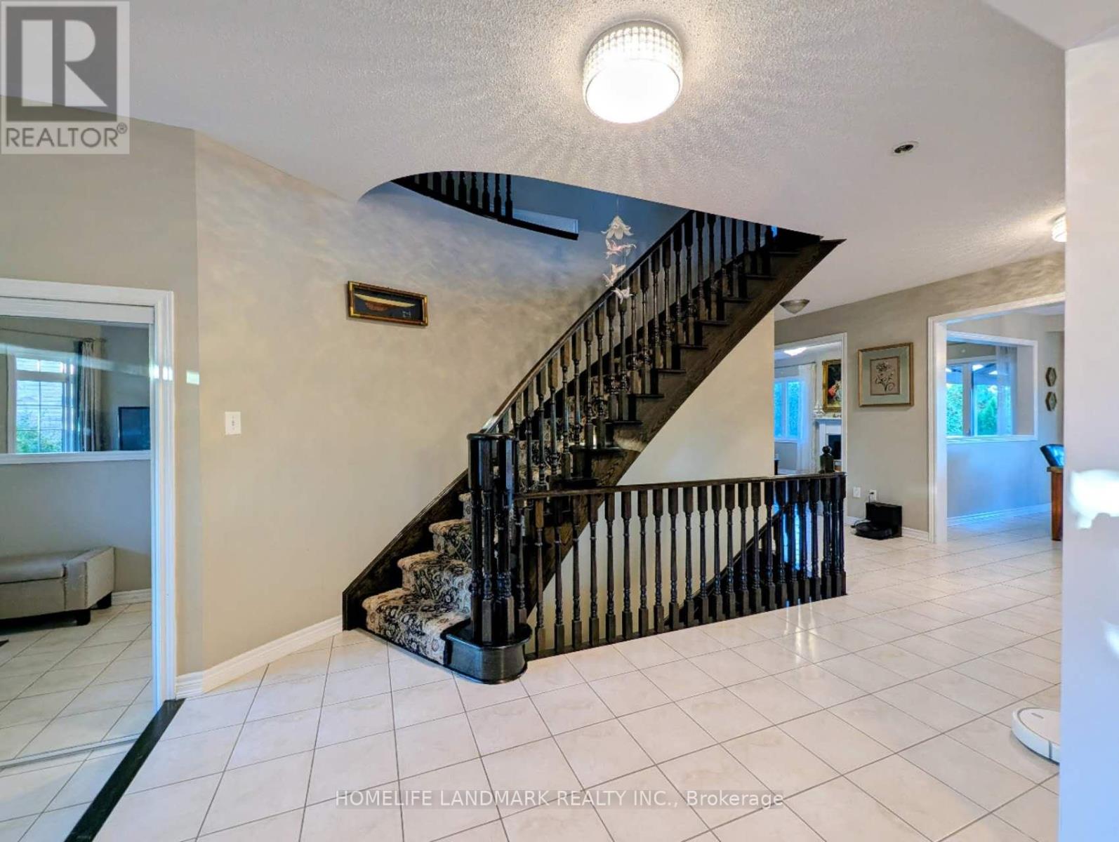75 Pointon Street, Aurora, Ontario  L4G 0J9 - Photo 9 - N12445345