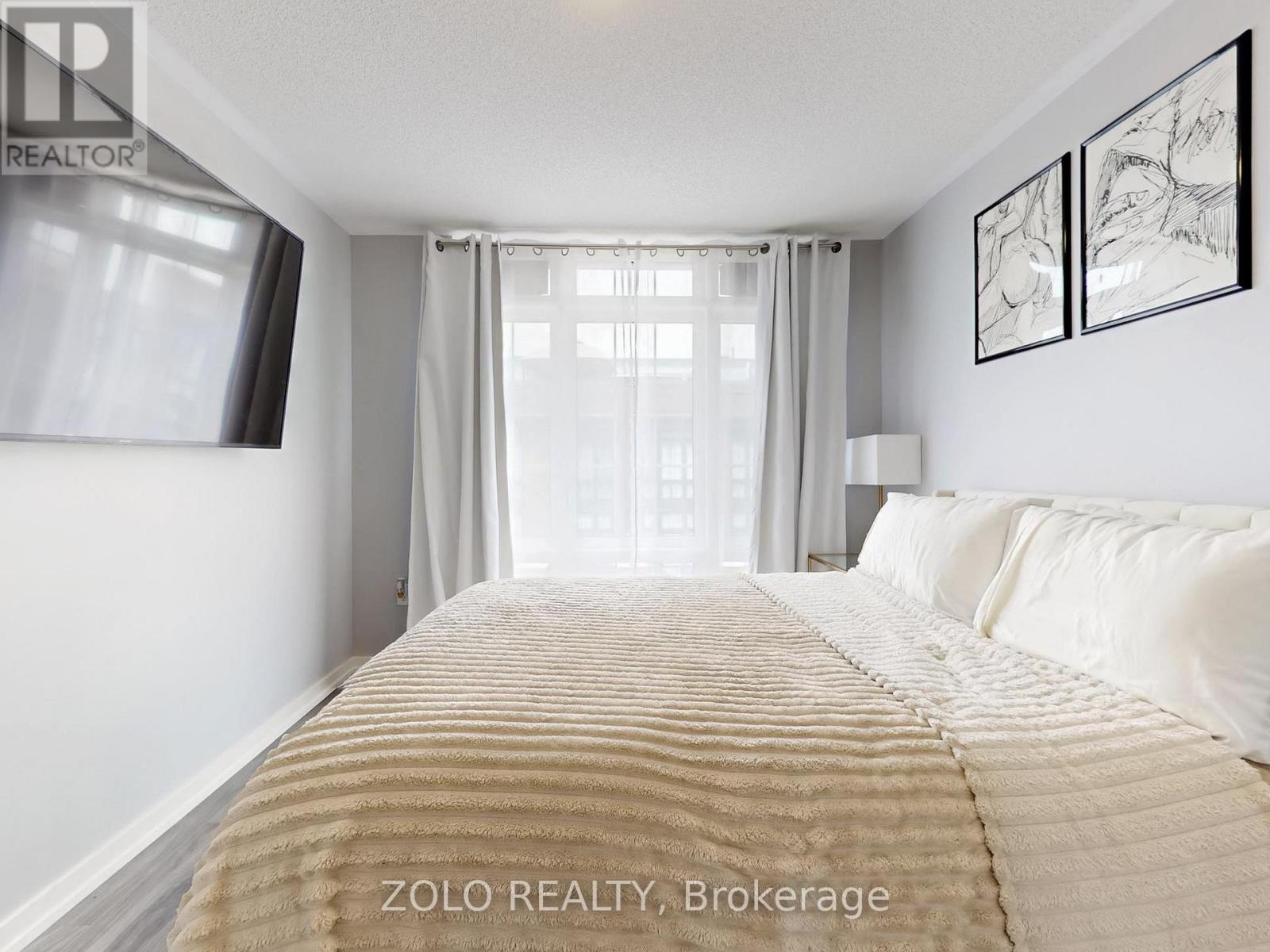 322 - 15 Whitaker Way, Whitchurch-Stouffville (Stouffville), Ontario  L4A 0W5 - Photo 13 - N12445355