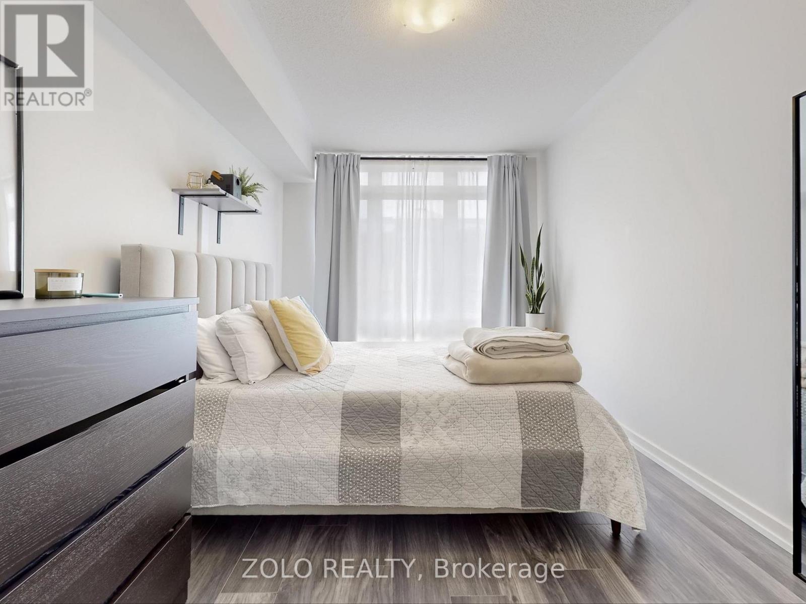 322 - 15 Whitaker Way, Whitchurch-Stouffville (Stouffville), Ontario  L4A 0W5 - Photo 16 - N12445355