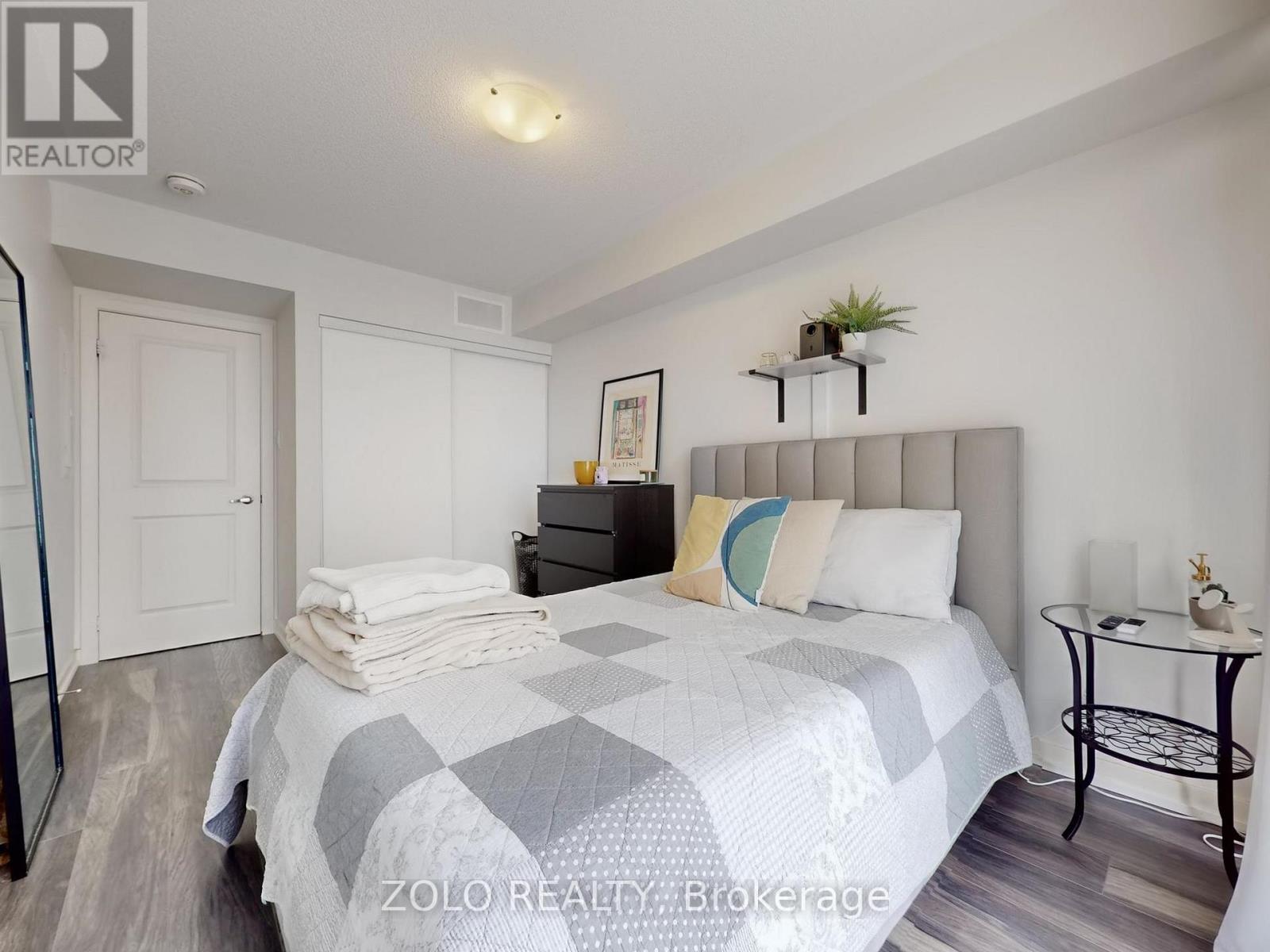 322 - 15 Whitaker Way, Whitchurch-Stouffville (Stouffville), Ontario  L4A 0W5 - Photo 17 - N12445355