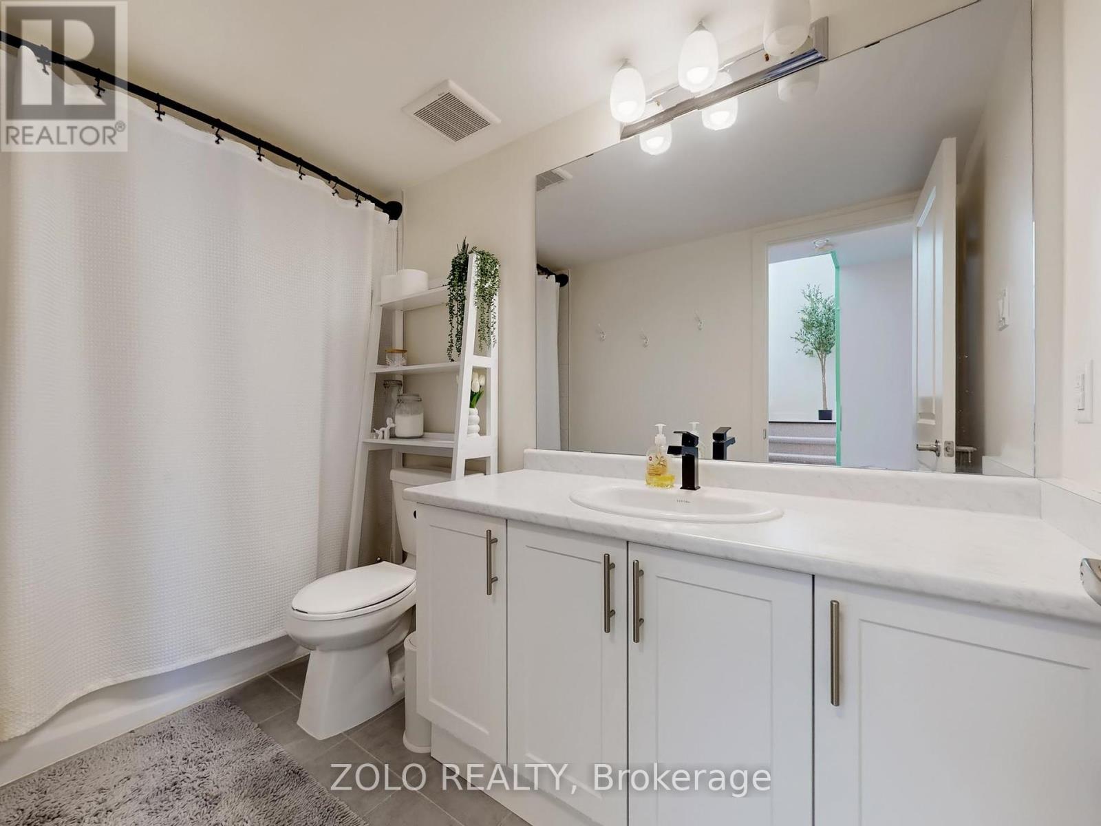322 - 15 Whitaker Way, Whitchurch-Stouffville (Stouffville), Ontario  L4A 0W5 - Photo 18 - N12445355